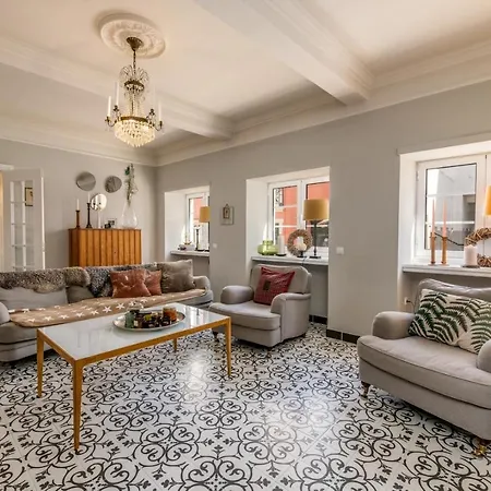 Casa Museu, By The Golden Church * Lagos