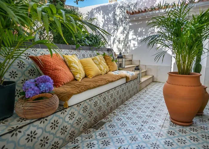 Casa Museu, By The Golden Church Lagos